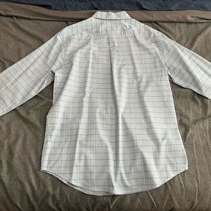 DOCKERS CLASSIC FIT BUTTON DOWN SIZE - M